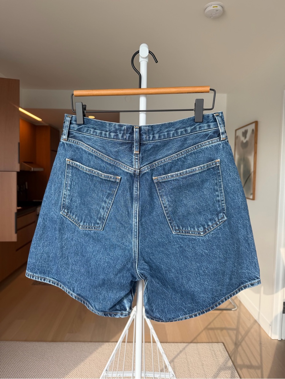 Agolde Dame Denim Shorts - 28 - Picture 5 of 7